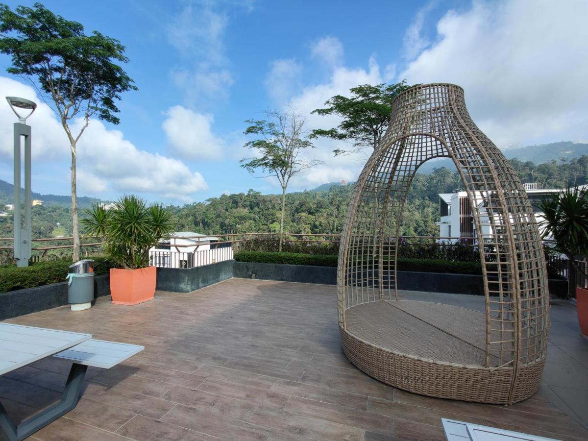 Friends & Family Apartment At Midhill Genting 8Pax Free Wifi Genting Highlands Exteriör bild