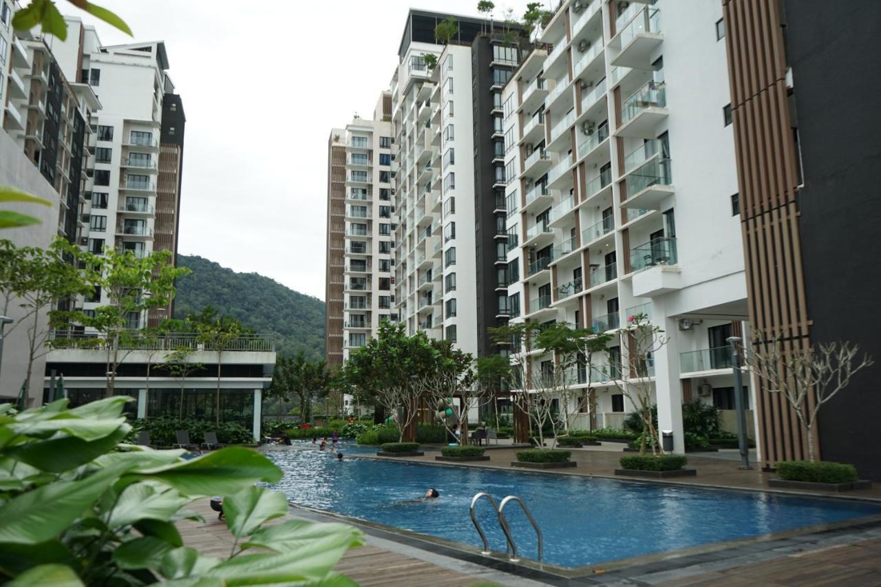 Friends & Family Apartment At Midhill Genting 8Pax Free Wifi Genting Highlands Exteriör bild